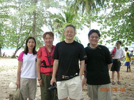 2004 (5).jpg - May 2-7, 2004 11屆國際魚類營養學術研討會(XI ISFNF)(泰國普吉島) [11st ISFNF (Phuket Island, Thailand)]-5